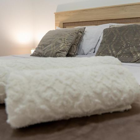 Apartamento Turistico Lux Center Valencia Eksteriør bilde