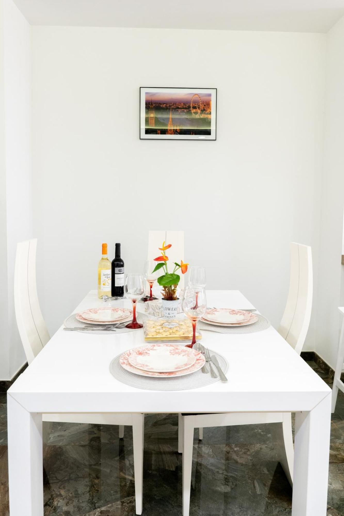 Apartamento Turistico Lux Center Valencia Eksteriør bilde