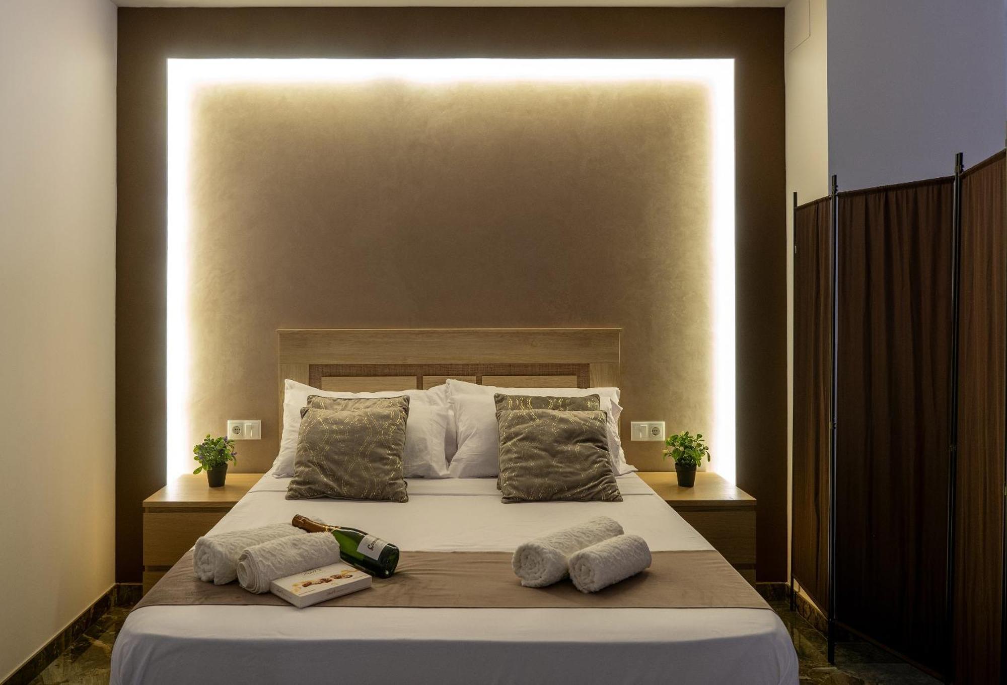 Apartamento Turistico Lux Center Valencia Eksteriør bilde