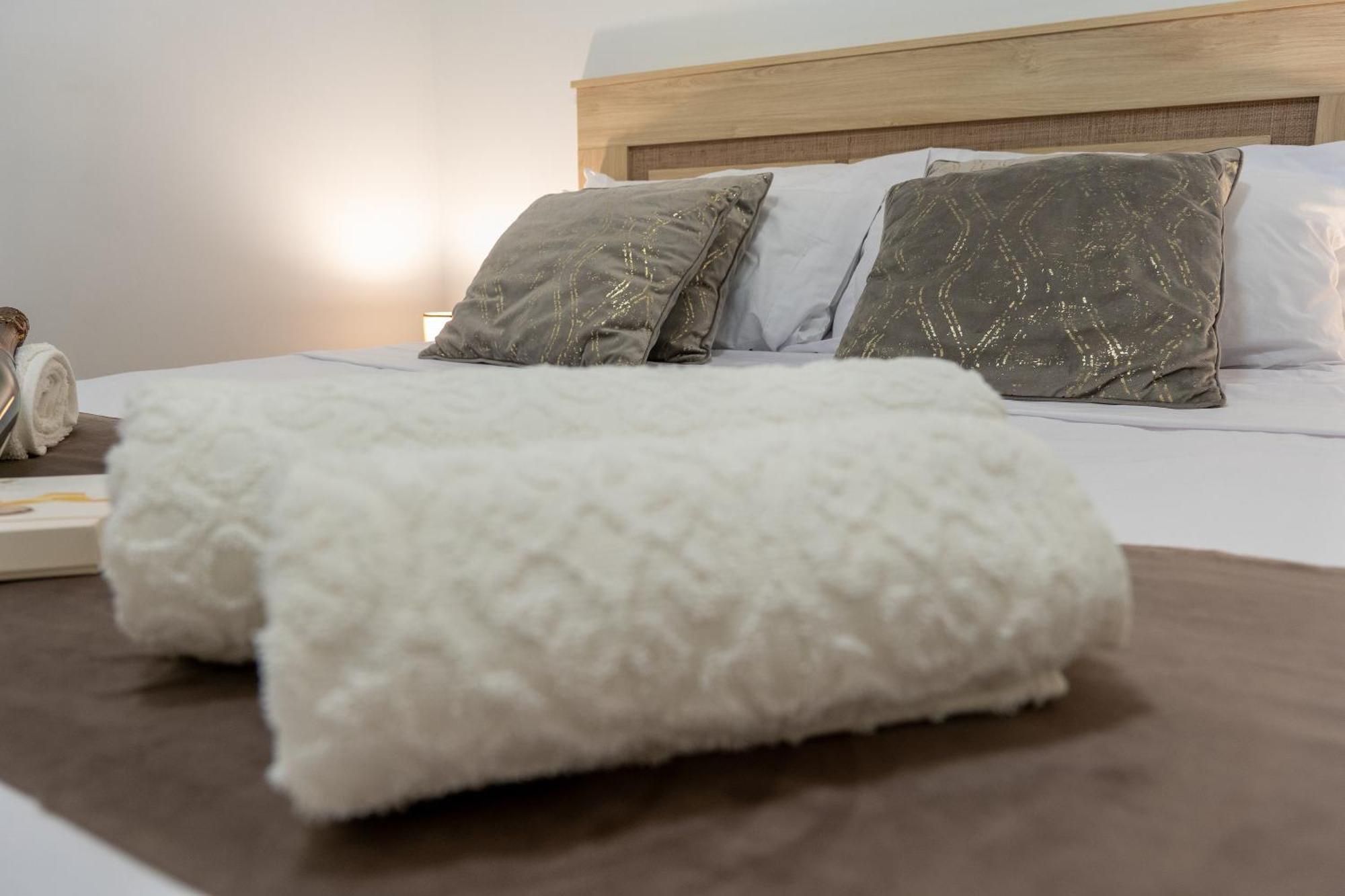 Apartamento Turistico Lux Center Valencia Eksteriør bilde